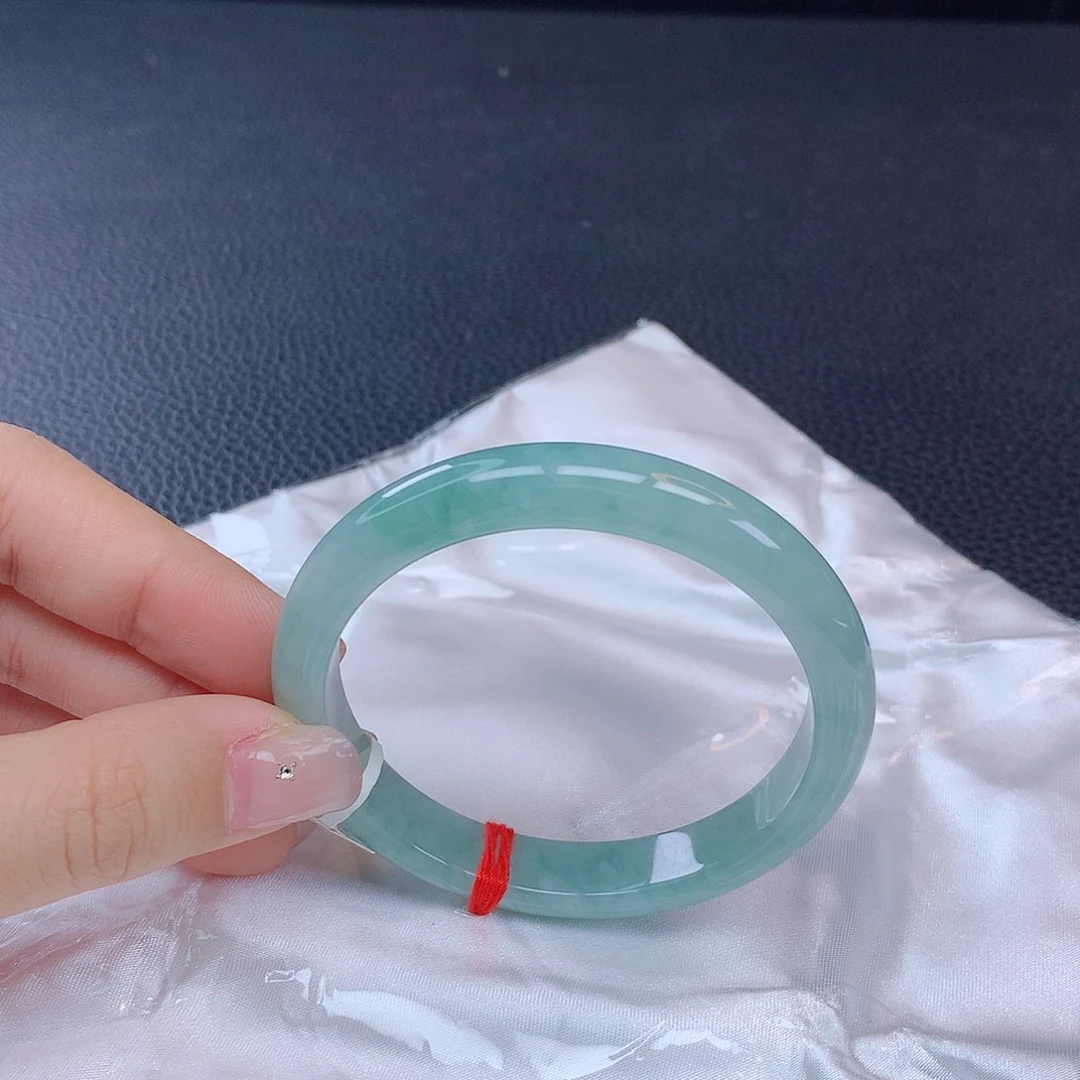 翡翠手镯未镶嵌翡翠0244