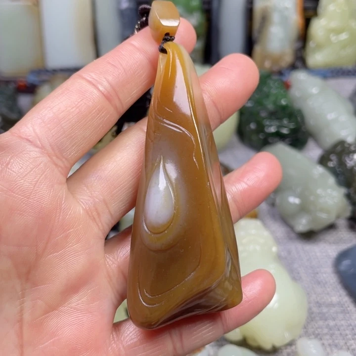 和田玉未镶嵌挂件