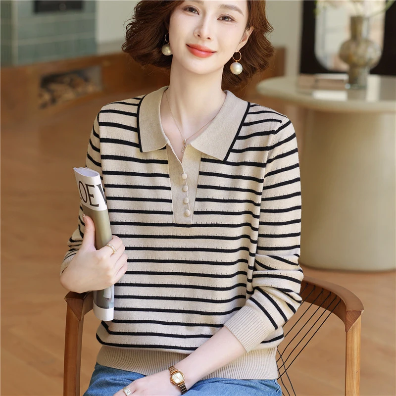 妈妈秋装新款针织外穿上衣百搭40岁洋气中年女秋装翻领毛衣薄