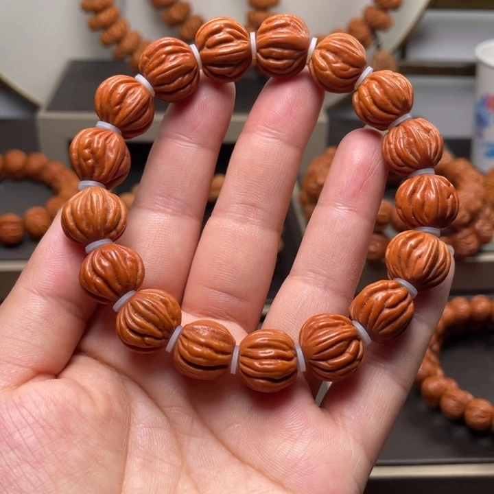 桃核吊坠龙纹桃核佛手