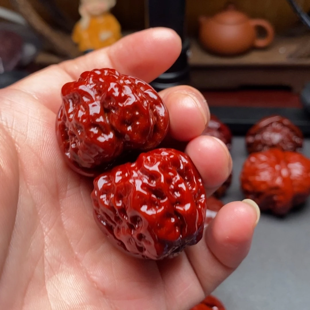 文玩核桃吊坠狼*32哈啊那头