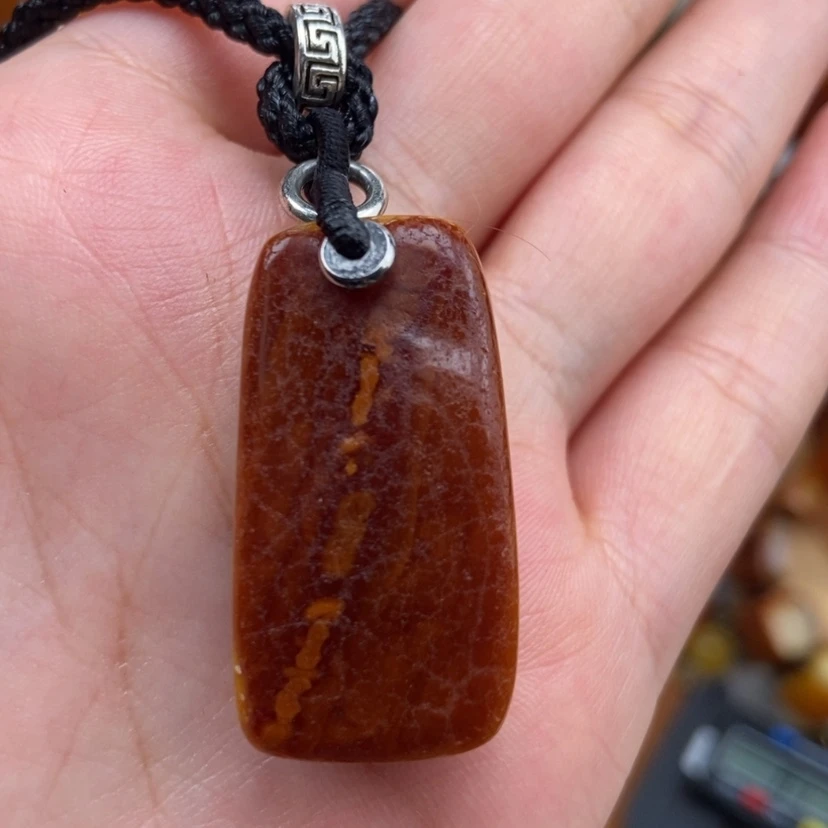 【闪购商品】未镶嵌吊坠(赠链)琥珀