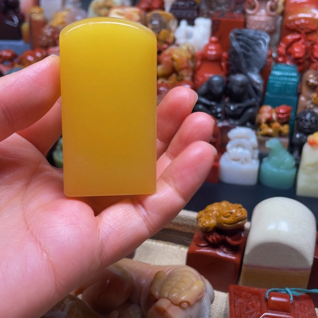 昌化石印石精美芙蓉