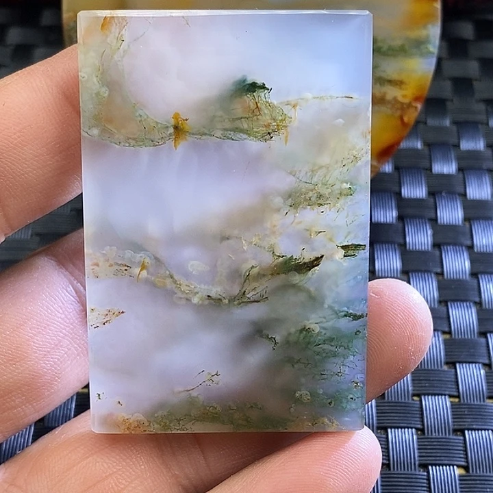 扭***坤玛瑙/玉髓未镶嵌颈饰