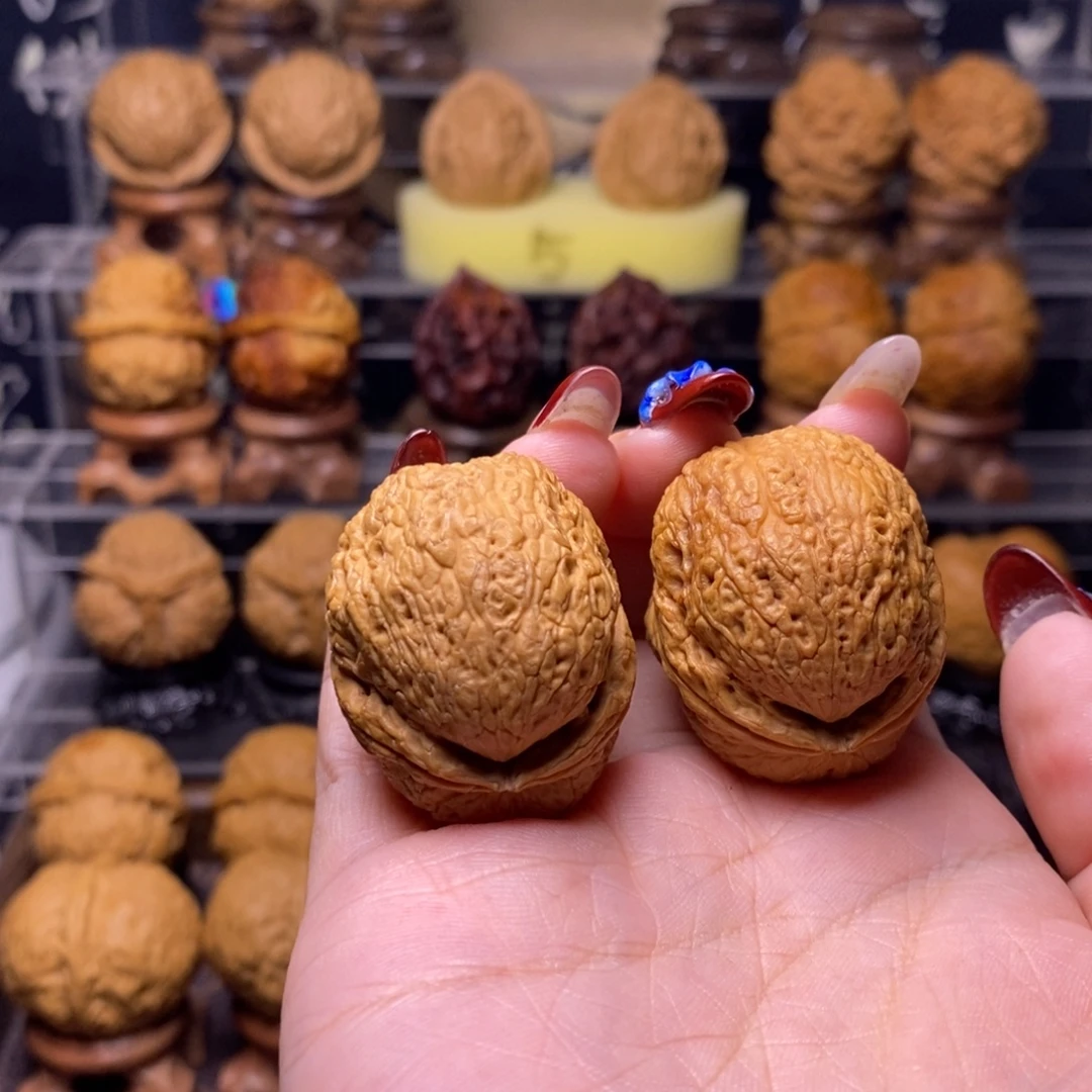 文玩核桃把件Z56小宝石35尺