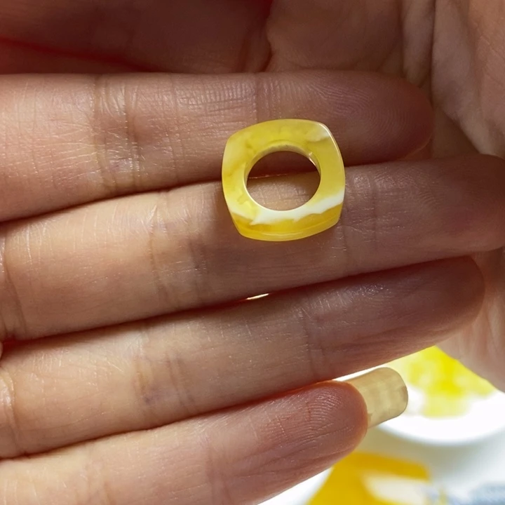 蜜蜡裸石未镶嵌F*.尺寸9加