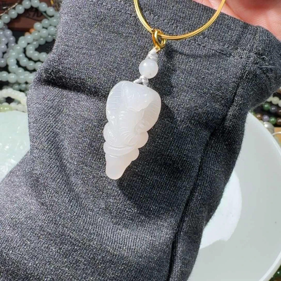 和田玉挂件未镶嵌