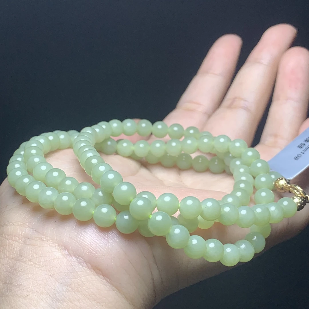 D2512珠宝玉石精选和田玉手串