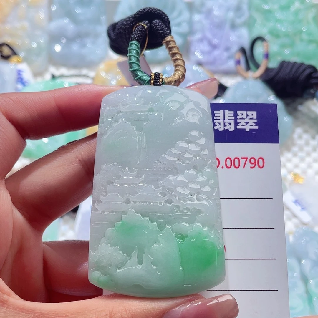 颈饰未镶嵌翡翠山水