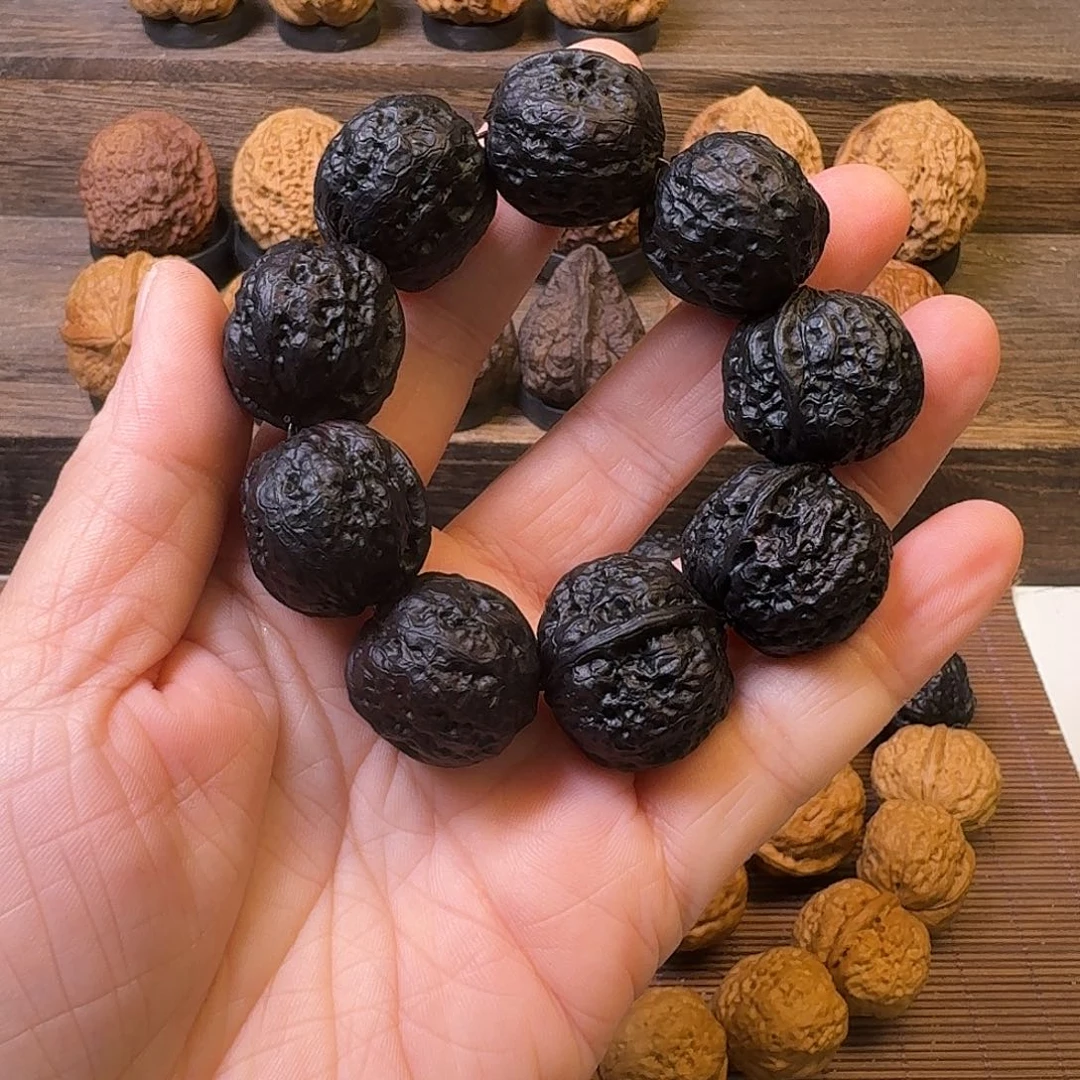 M***a吊坠文玩核桃19方宝手持24尺寸