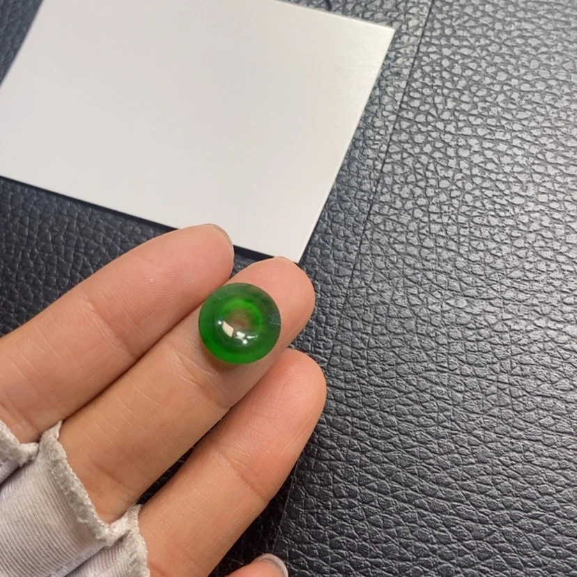 【闪购商品】翡翠挂件未镶嵌圈