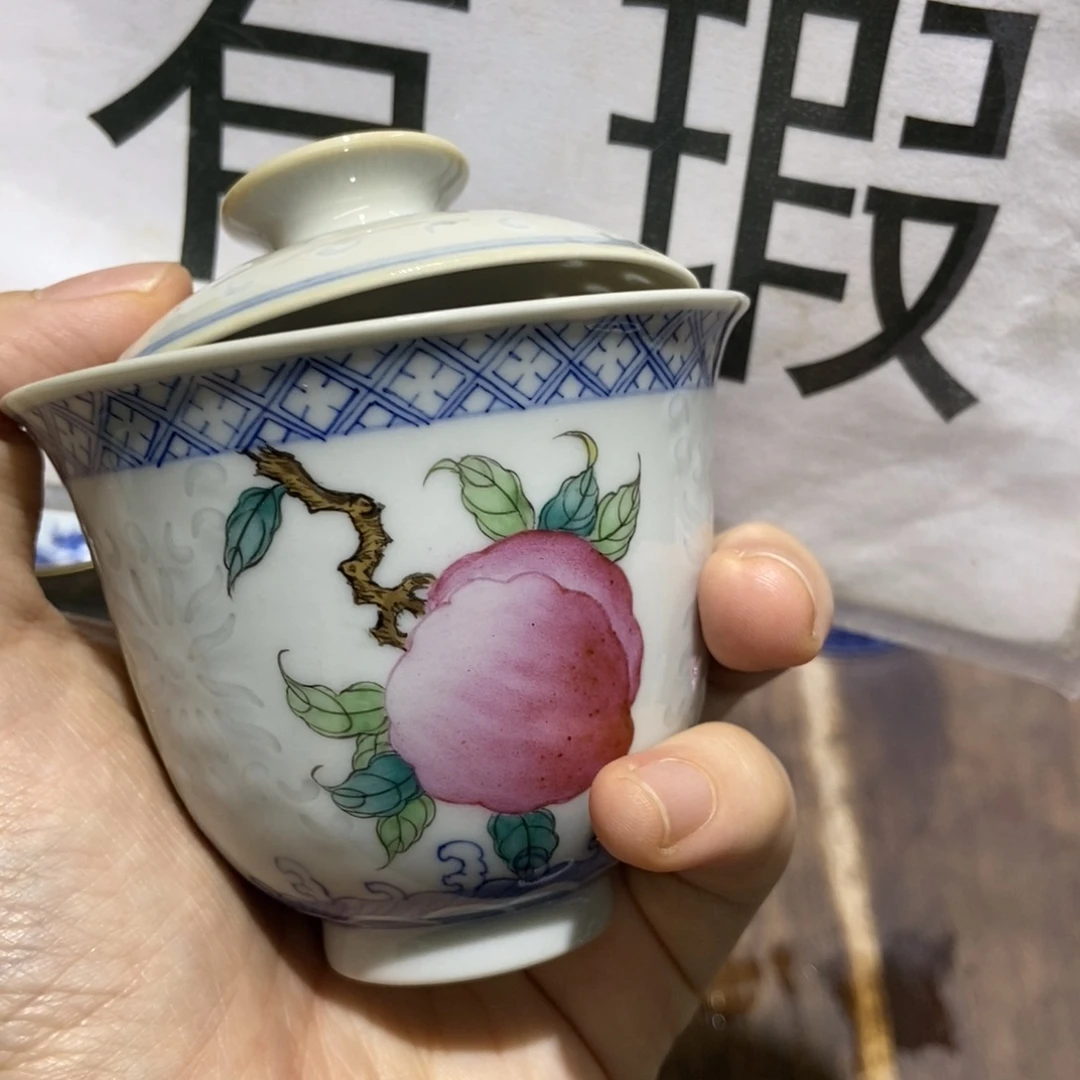 方***里陶瓷艺术品的制作