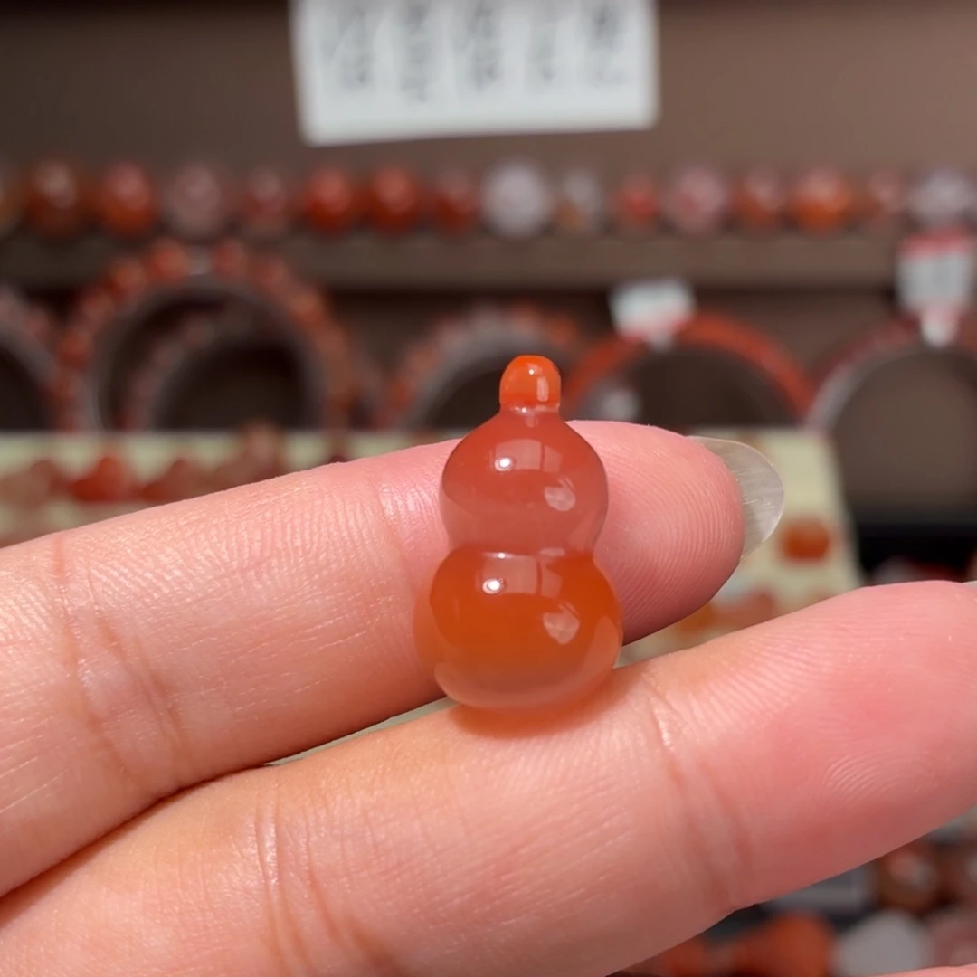 南红玛瑙未镶嵌川料胖葫芦