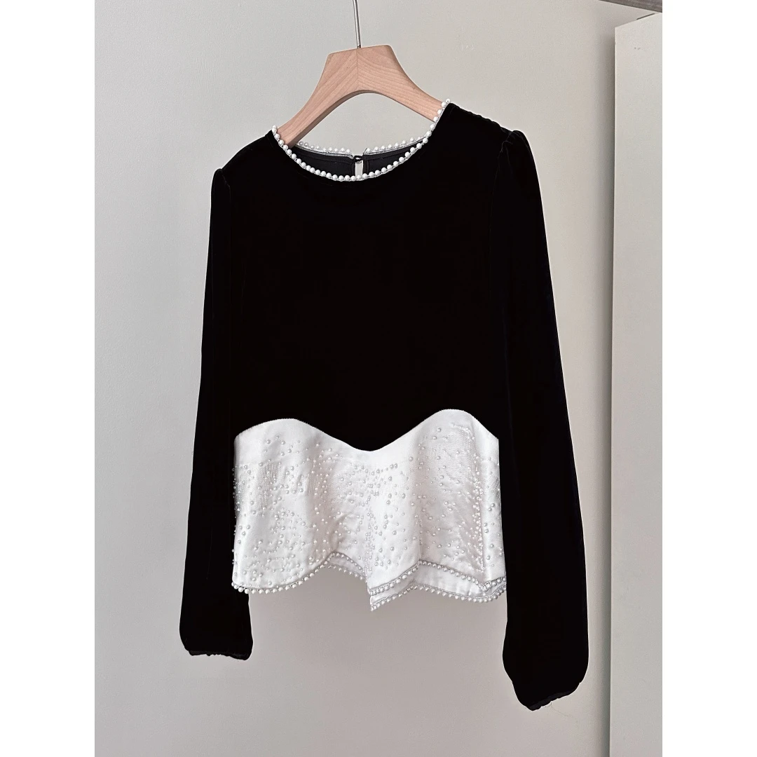 南油小雅法式名媛气质真丝减龄圆领丝绒珍珠拼接上衣小众