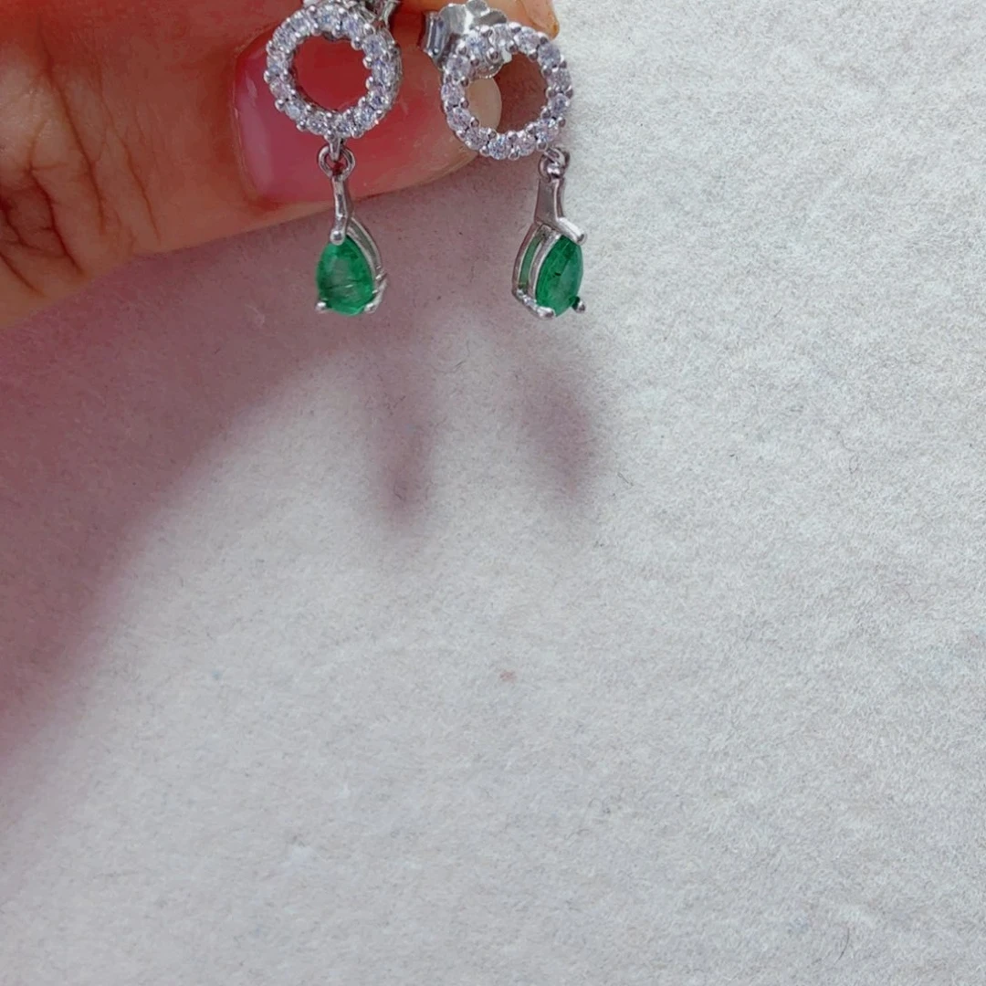 祖母绿耳饰银S925镶嵌