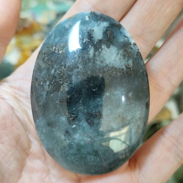 岫玉未镶嵌挂坠款式