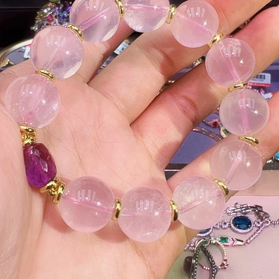 芙蓉石珠宝半成品未镶嵌