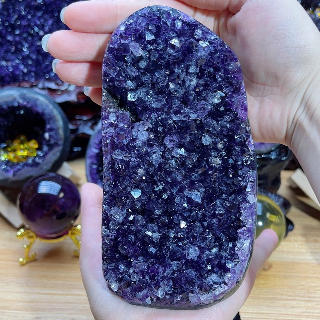 不***为未镶嵌大型摆件（非配饰）水晶