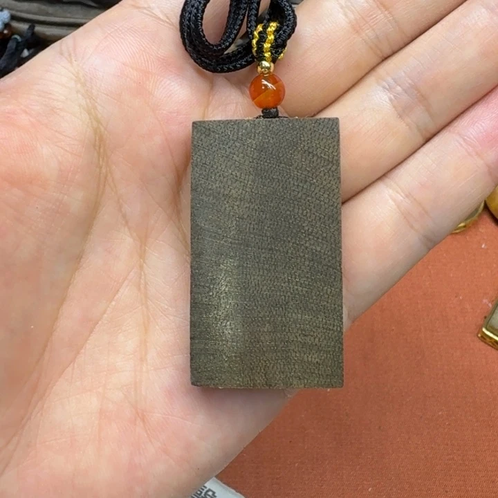 大叶紫檀（黑酸枝木类）
