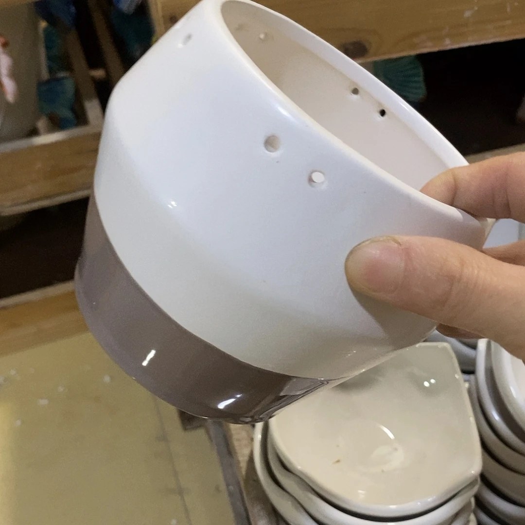 陶杯子陶盆有孔 瑕疵介意勿拍