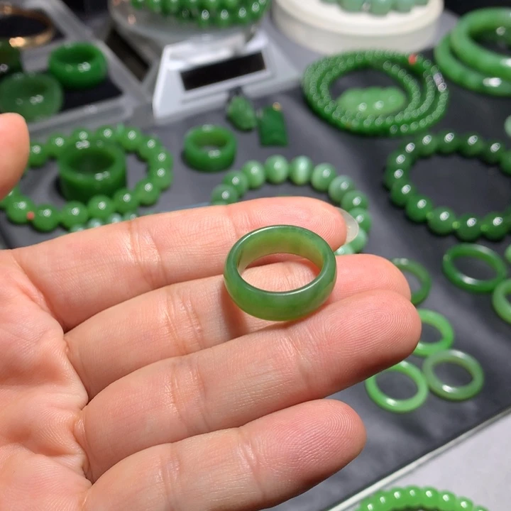 和田玉（碧玉）未镶嵌戒指N****g17.3*7.4*2.8