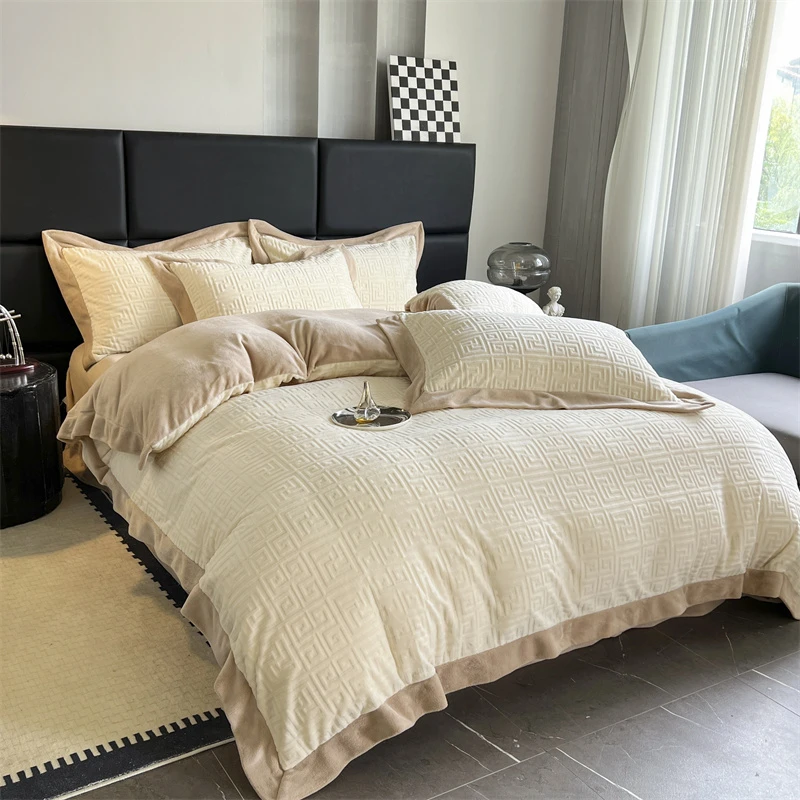 【美娜】牛奶绒四件套 雕花工艺 加绒加厚款 保暖亲肤 床品套件