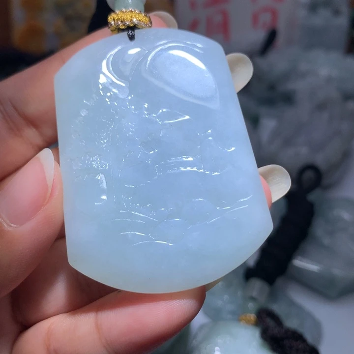 翡翠未镶嵌颈饰保真天然A货翡翠