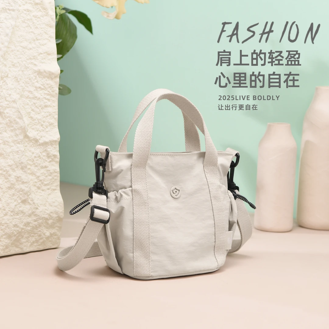 时尚新款小包包女牛津布手提菜篮包通勤大容量帆布斜挎女式单肩包