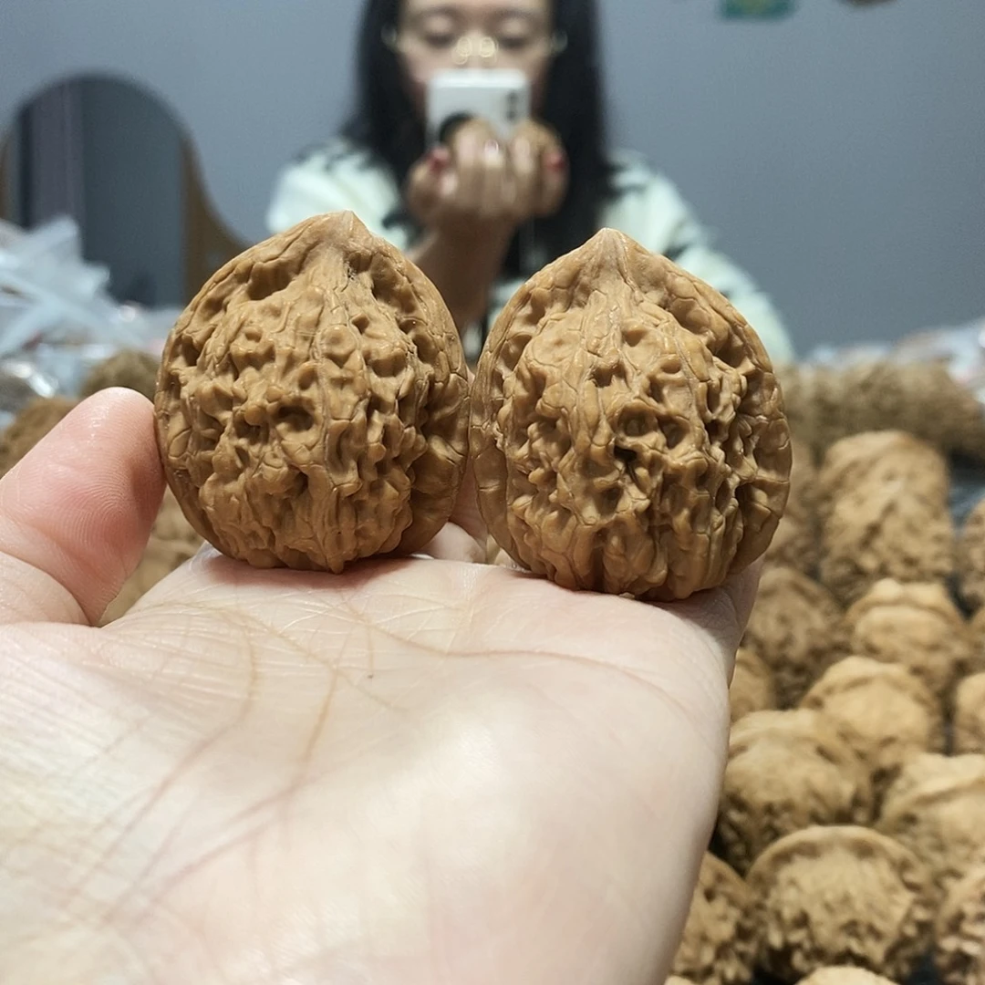 文玩核桃吊坠蚂蚁王37