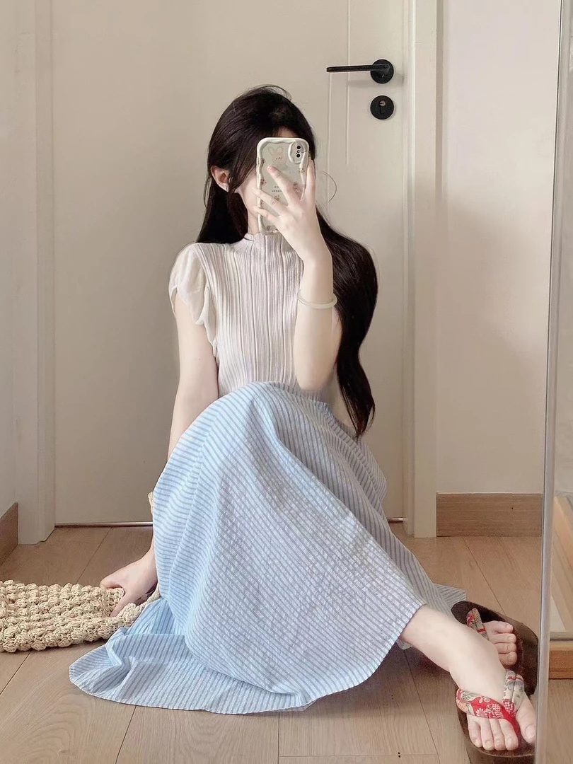 套装女2025夏季新款温柔风圆领针织短袖修身上衣高腰显瘦半身裙潮