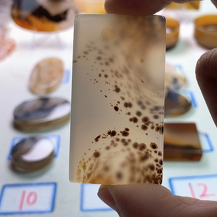 玛瑙/玉髓未镶嵌珠宝半成品