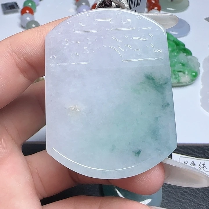 翡翠未镶嵌颈饰天然缅甸翡翠A货