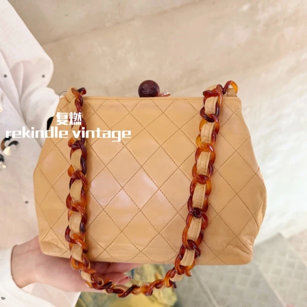 95新 Chanel/香奈儿 复燃精选/奶茶色玳瑁链蛙口单肩包