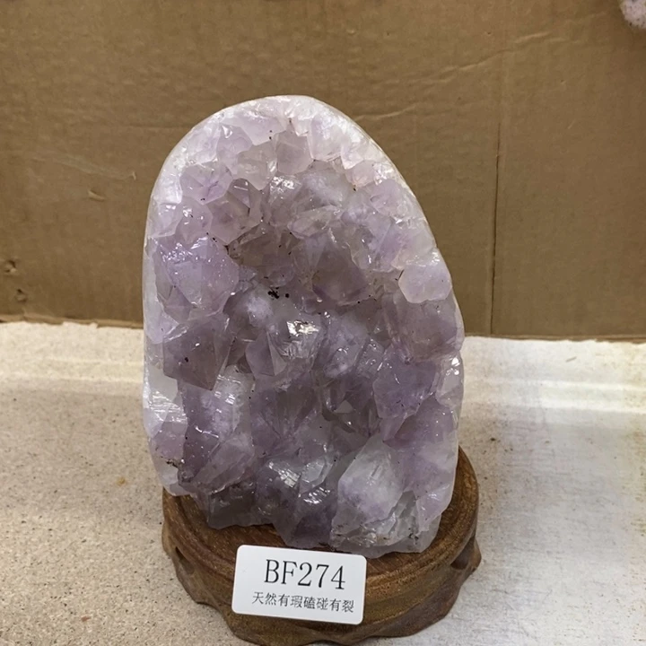 未镶嵌水晶大型摆件（非配饰）