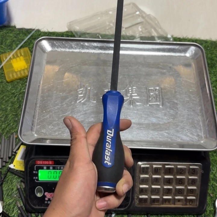 杜拉斯特撬棍一把