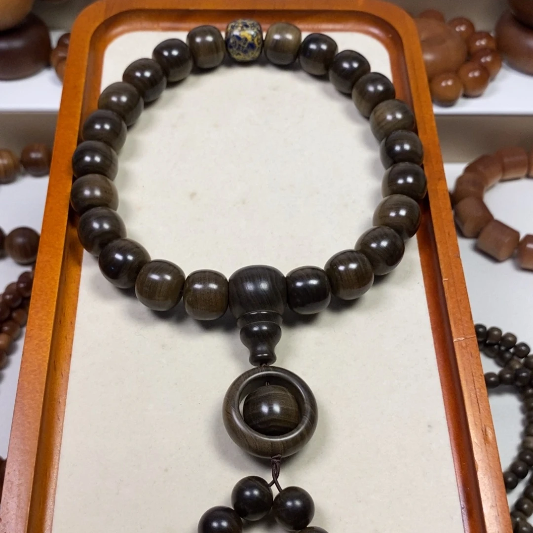 滔***滔檀香木老山檀香1516阴沉手持奶香