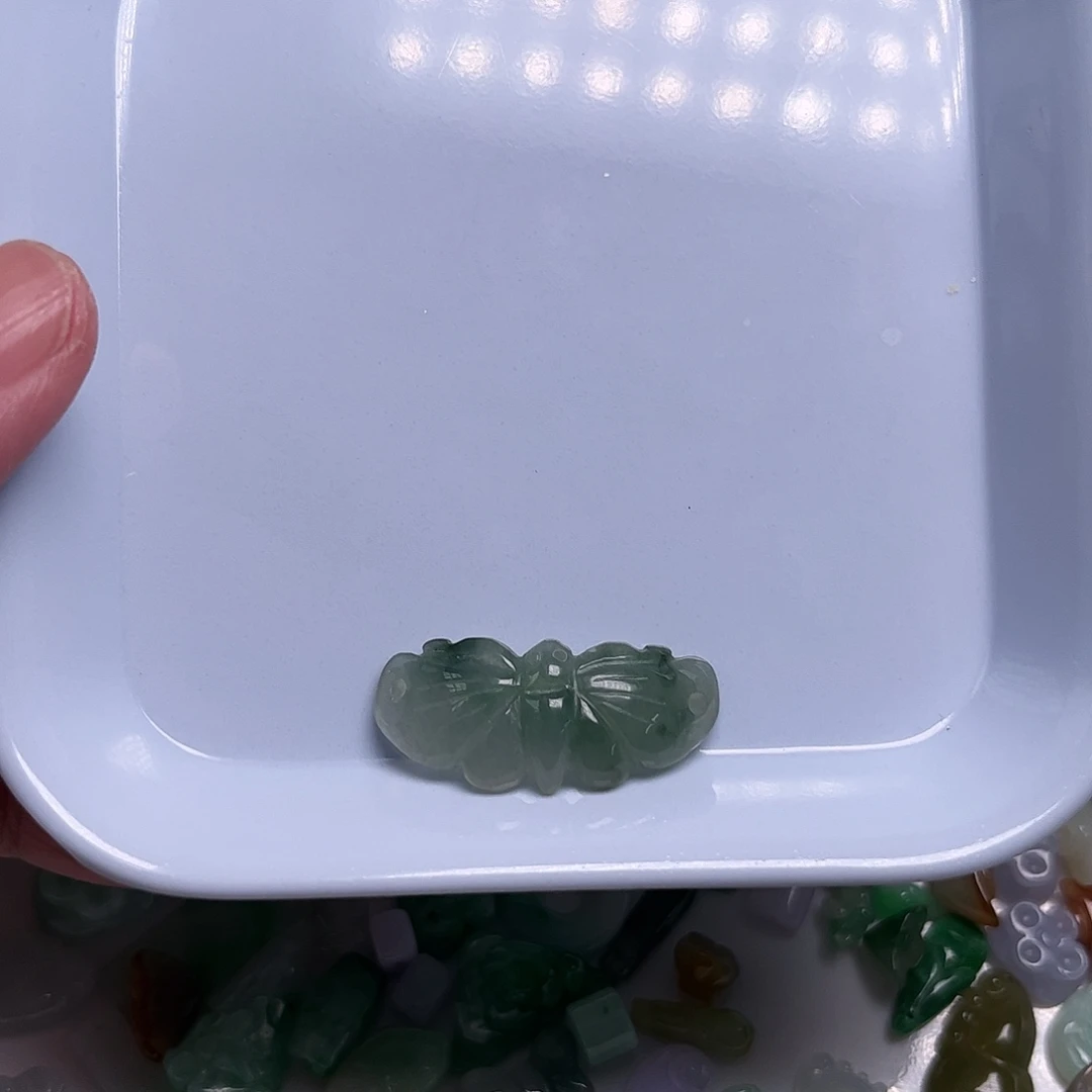 翡翠未镶嵌颈饰天然翡翠