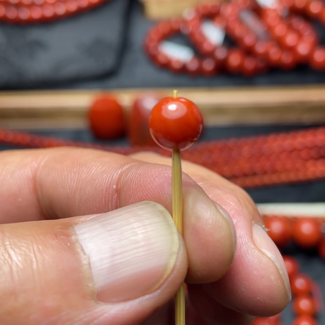 南红玛瑙南矿南红单珠未镶嵌陳**?