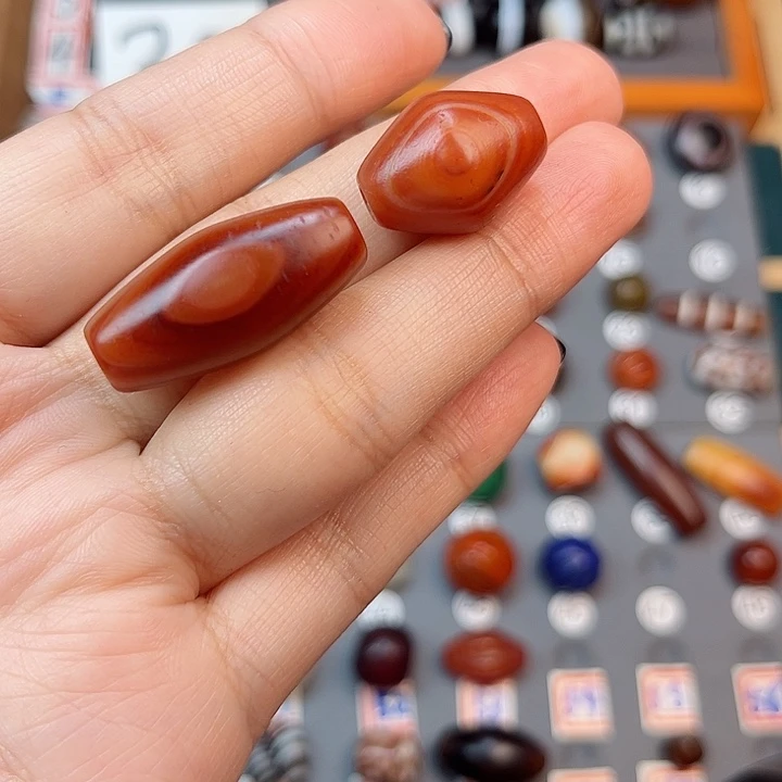 玛瑙/玉髓珠宝半成品未镶嵌龙*