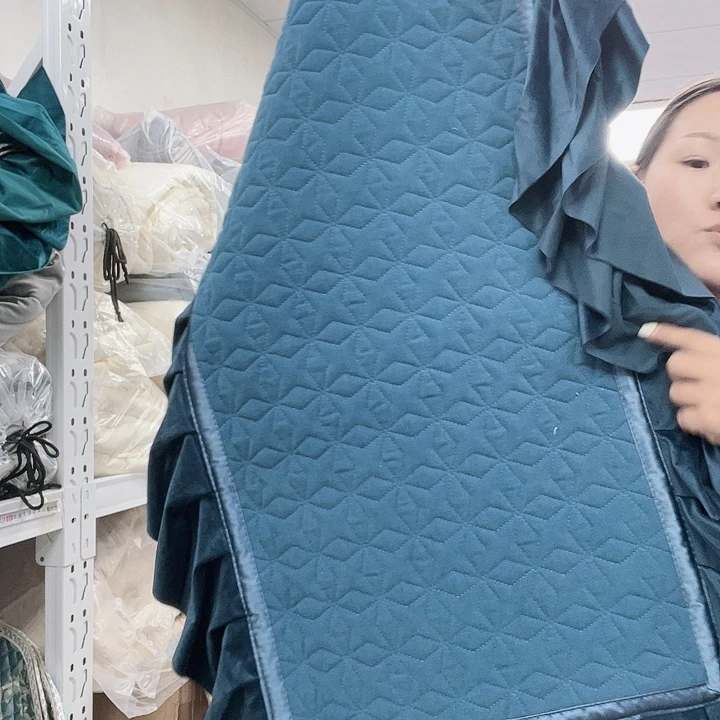 毛绒啦咯啦咯啦咯啦咯啦