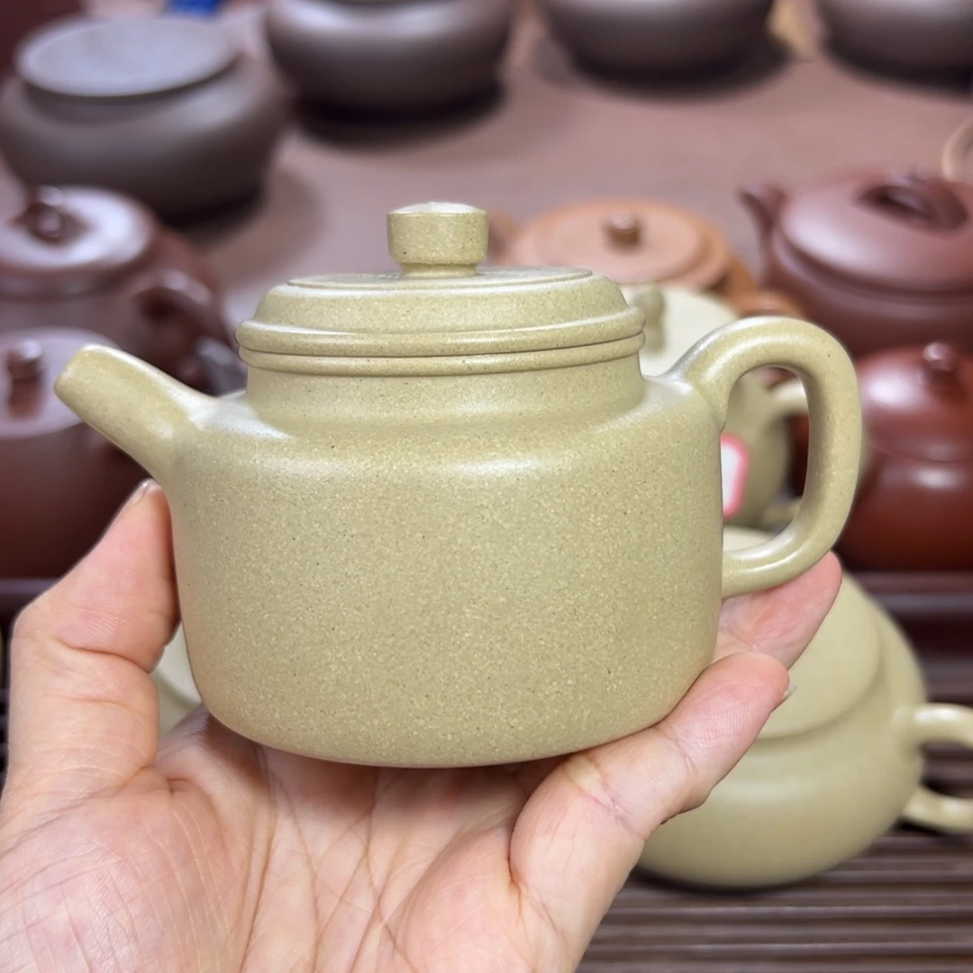 刘****茶壶本山绿泥德钟 150cc