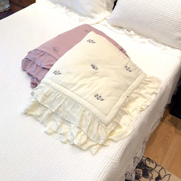 韩国ins花边莫代尔绗缝夏被凉被子凉感空调被纯色柔软可机洗