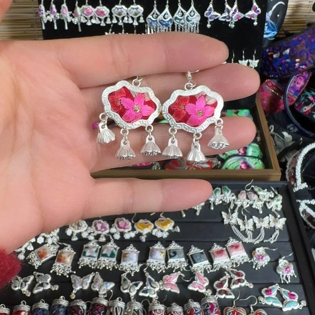 织绣民族风刺绣耳环