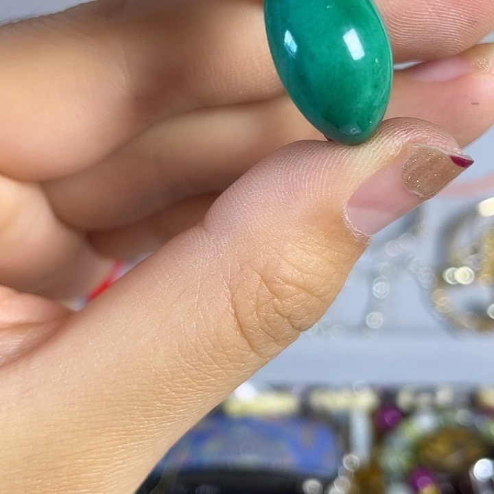 X***蔡好想和她去玩去吃烧烤哦