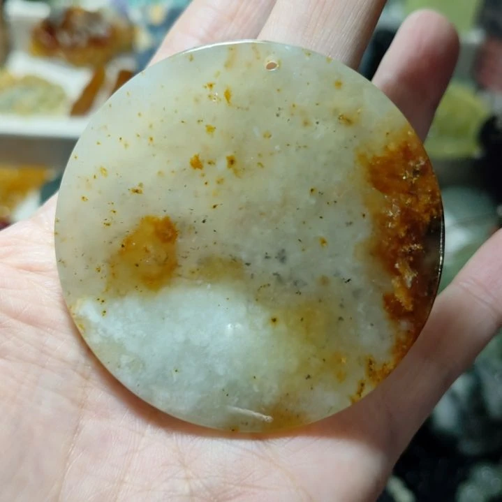 岫玉未镶嵌挂坠款式