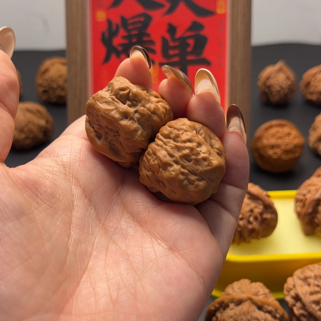 *****文玩核桃把件蛤蟆头32