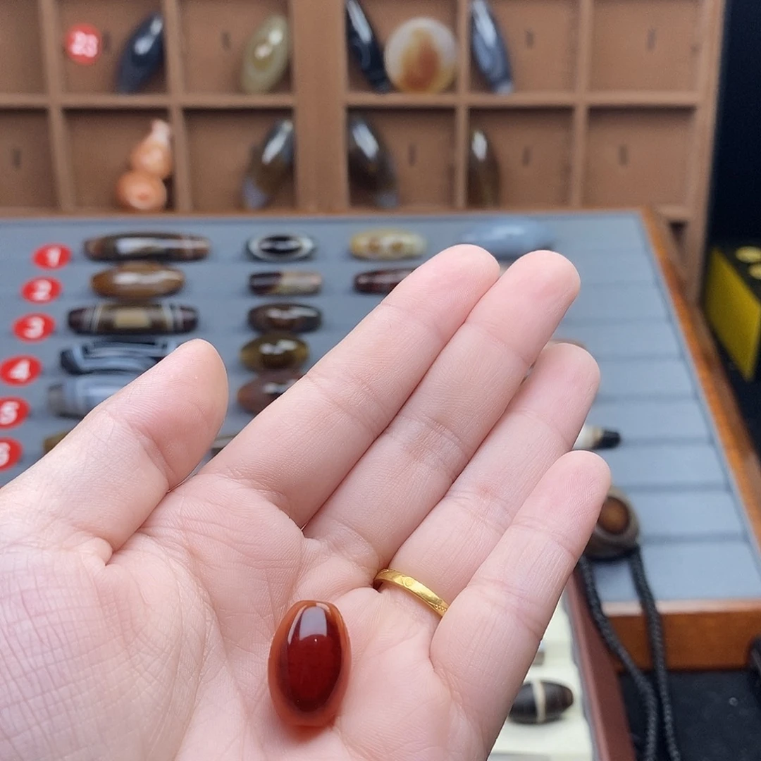 不***.玛瑙/玉髓颈饰未镶嵌