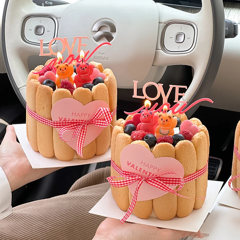 520情人节小熊蜡烛蛋糕装饰品亚克力love情人节快乐爱心卡片装扮