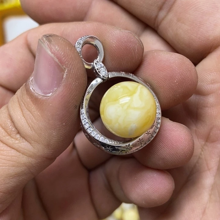 蜜蜡银S925镶嵌裸石吊坠