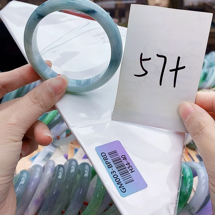 翡翠手镯未镶嵌The